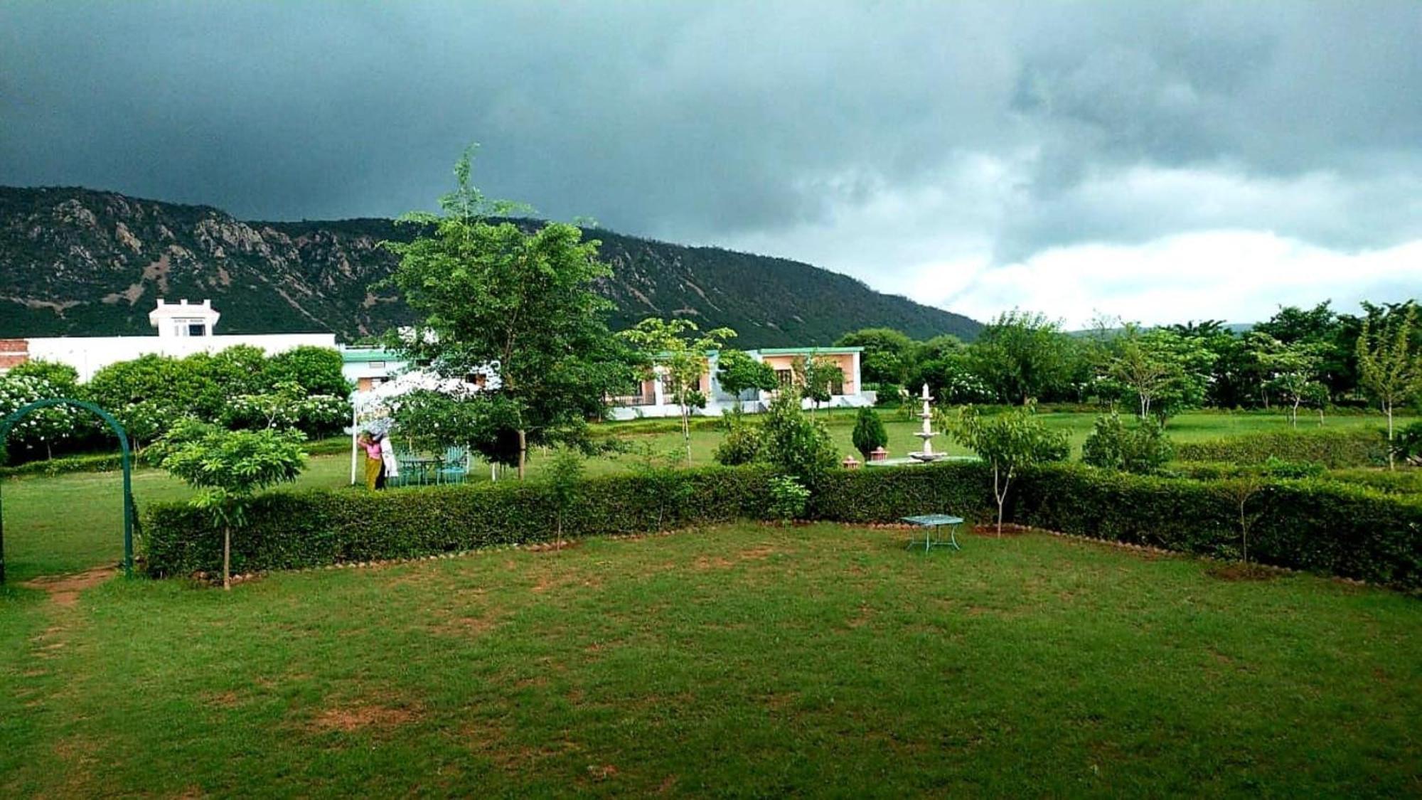 The Sariska Retreat Hotel Thana Ghazi Luaran gambar